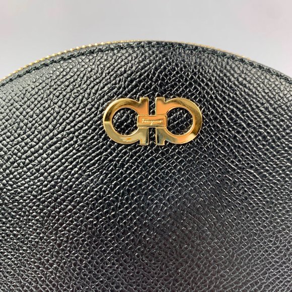 Host Pick 🥳🎉Salvatore Ferragamo Cosmetic Zip Pouch in Nero NEW W BOX - Picture 9 of 11